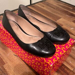 Tory Burch Black leather ballet flats